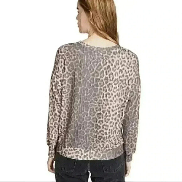 Sundry Leopard Print Drapey Sweater 1 (Small 4-6)  Cozy Lightweight Pullover NWT - Picture 2 of 7